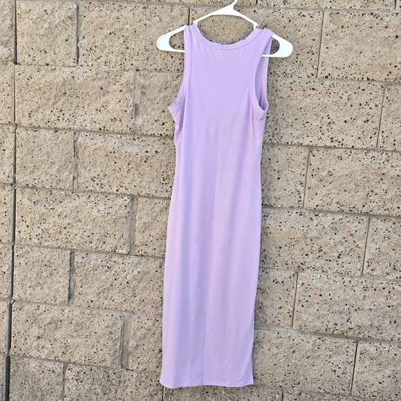 Women's Lilac Heart Hips Sleeveless Midi Dress - Picture 9 of 15